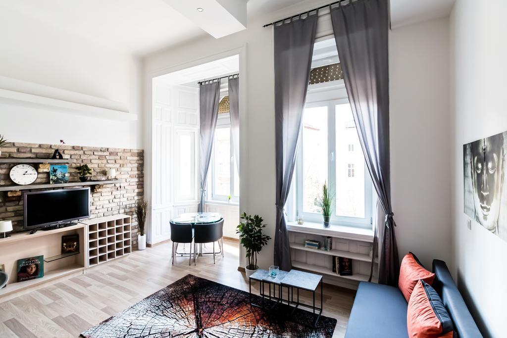 Dream Home Apartment บูดาเปสต์ ภายนอก รูปภาพ